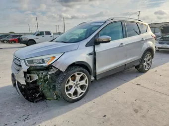 2019 Ford Escape 1FMCU0J90KUA20674 Lot 50271526