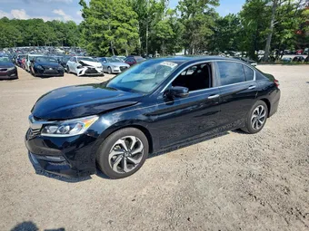 2017 Honda Accord 1HGCR2F90HA216877 Lot 60243926