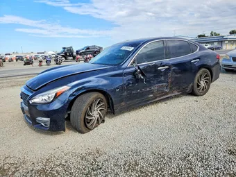 2018 Infiniti Q70 JN1BY1AP2JM180257