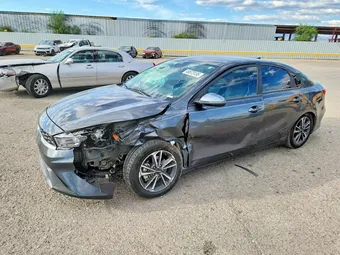 2023 Kia Forte 3KPF24AD3PE679678 Lot 49673136