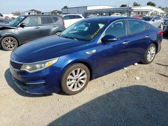 2017 Kia Optima 5XXGT4L3XHG174946