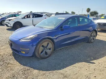 2022 Tesla Model 3 5YJ3E1EB2NF323795 Lot 60714326