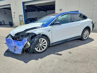 2021 Tesla Model X 5YJXCDE20MF320515