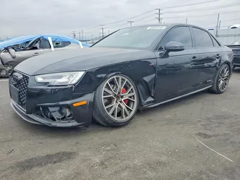 2019 Audi A4 WAUFNAF43KA082666