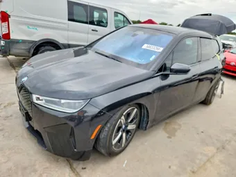 2022 BMW iX WB523CF02NCK83057