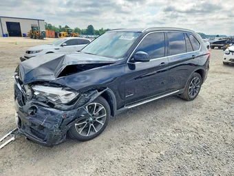 2018 BMW X5 5UXKR0C58J0Y05637