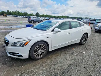 2017 Buick LaCrosse 1G4ZP5SS9HU210711
