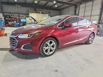 2018 Chevrolet Cruze 1G1BF5SM7J7183838