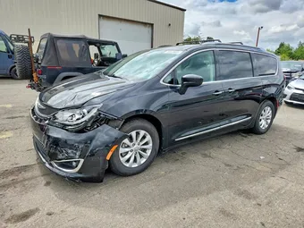 2019 Chrysler Pacifica 2C4RC1BG2KR625717 Lot 56529656