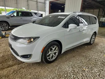 2017 Chrysler Pacifica 2C4RC1BG5HR541979 Lot 58565576