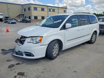 2015 Chrysler Town & Country 2C4RC1BG9FR655030