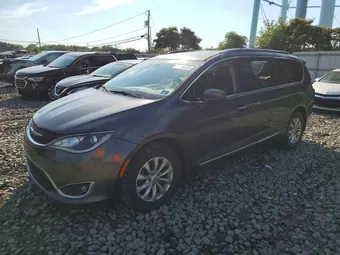 2018 Chrysler Pacifica 2C4RC1BG8JR110316 Lot 57700326