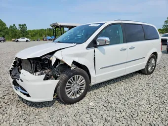 2016 Chrysler Town & Country 2C4RC1CG4GR221677