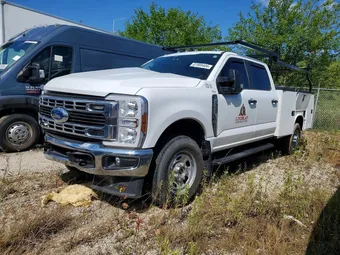 2025 Ford F-350 1FD8W3FN8SEC57575