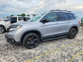 2020 Honda Passport 5FNYF8H02LB006621