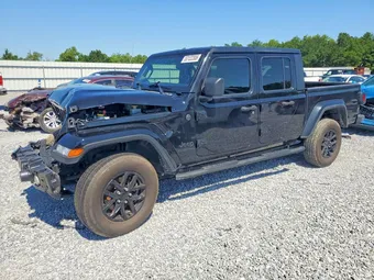 2022 Jeep Gladiator 1C6HJTAG7NL136037
