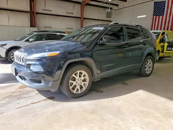 2018 Jeep Cherokee 1C4PJLLB5JD596985