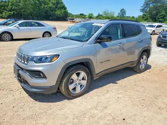 2022 Jeep Compass 3C4NJCBB9NT138228