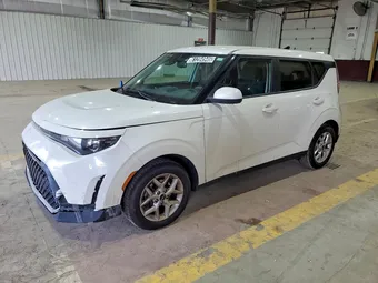 2023 Kia Soul KNDJ23AU7P7861033