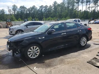 2017 Kia Optima 5XXGT4L32HG124820