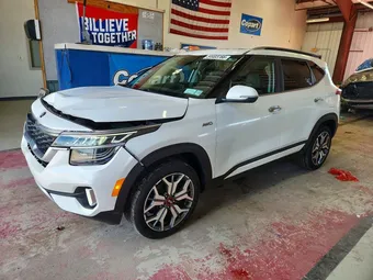 2021 Kia Seltos KNDETCA20M7042101
