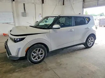 2023 Kia Soul KNDJ23AU3P7217366