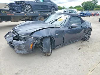 2017 Mazda MX-5 JM1NDAD71H0119940