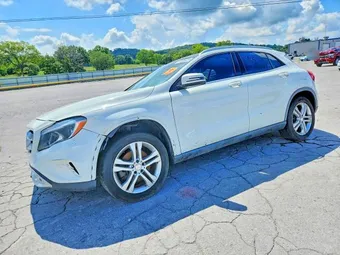 2015 Mercedes-Benz GLA-Class WDCTG4GB4FJ136653