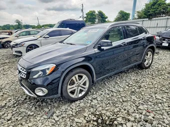 2018 Mercedes-Benz GLA-Class WDCTG4GBXJJ418594