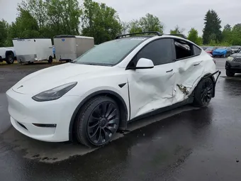 2022 Tesla Model Y 7SAYGDEF8NF380865