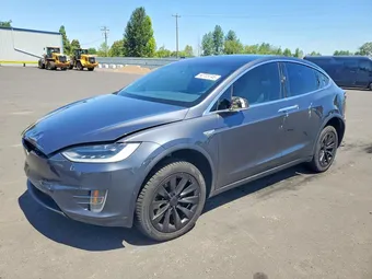 2016 Tesla Model X 5YJXCBE24GF005502