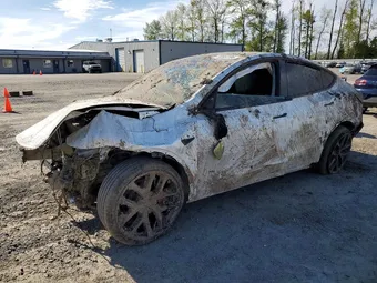 2026 Tesla Model Y 7SAYGDET0TA620233