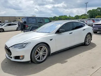2015 Tesla Model S 5YJSA1S20FF097656 Lot 55463756