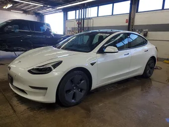 2022 Tesla Model 3 5YJ3E1EA8NF369445
