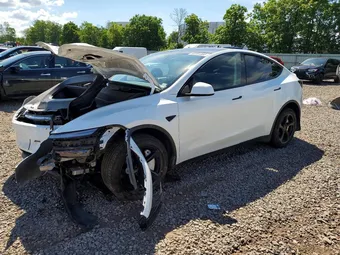 2026 Tesla Model Y 7SAYGDEE3TF338740