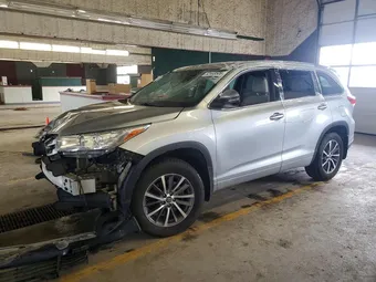 2017 Toyota Highlander 5TDJZRFH3HS389835 Lot 52448506