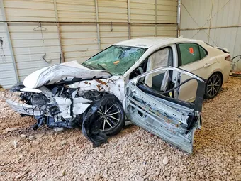 2022 Toyota Camry 4T1G11AKXNU684584