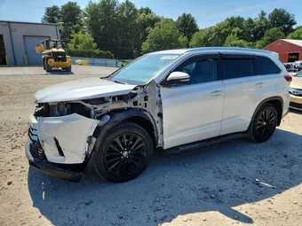 2018 Toyota Highlander 5TDDZRFH0JS827567 Lot 61422926