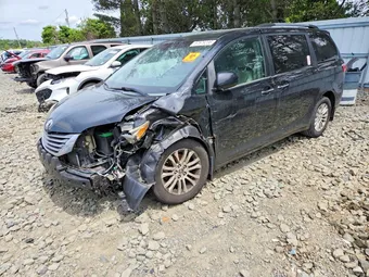 2015 Toyota Sienna 5TDYK3DC5FS649835