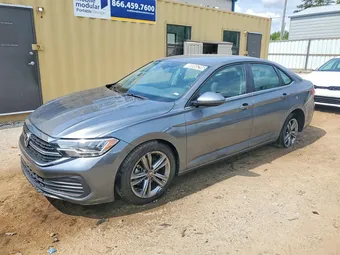 2024 Volkswagen Jetta 3VWEM7BU3RM015523