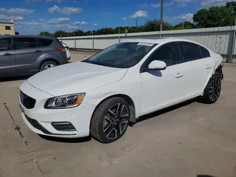 2018 Volvo S60 YV126MFL8J2450527