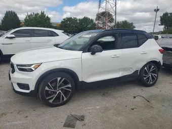 2021 Volvo XC40 YV4162UM2M2396712