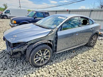 2017 Volvo S60 YV440MUM9H2004227
