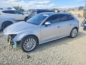 2016 Audi A3 e-tron WAUTPBFF3GA107061