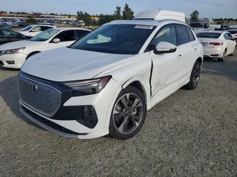 2022 Audi Q4 e-tron WA1J2BFZ2NP042288