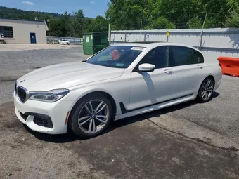 2016 BMW 7 Series WBA7F2C57GG419395