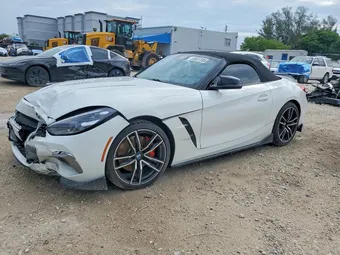 2021 BMW Z4 WBAHF9C08MWX37304