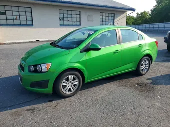 2015 Chevrolet Sonic 1G1JC5SG4F4110532