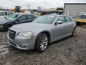 2018 Chrysler 300 2C3CCAEG0JH136632