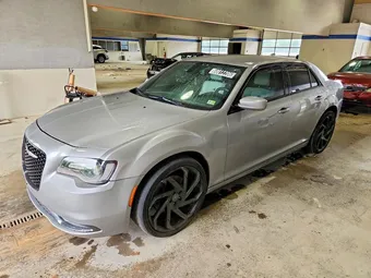 2017 Chrysler 300 2C3CCAGG0HH637348 Lot 60012206